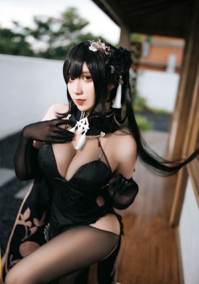 《少年白马醉春风》